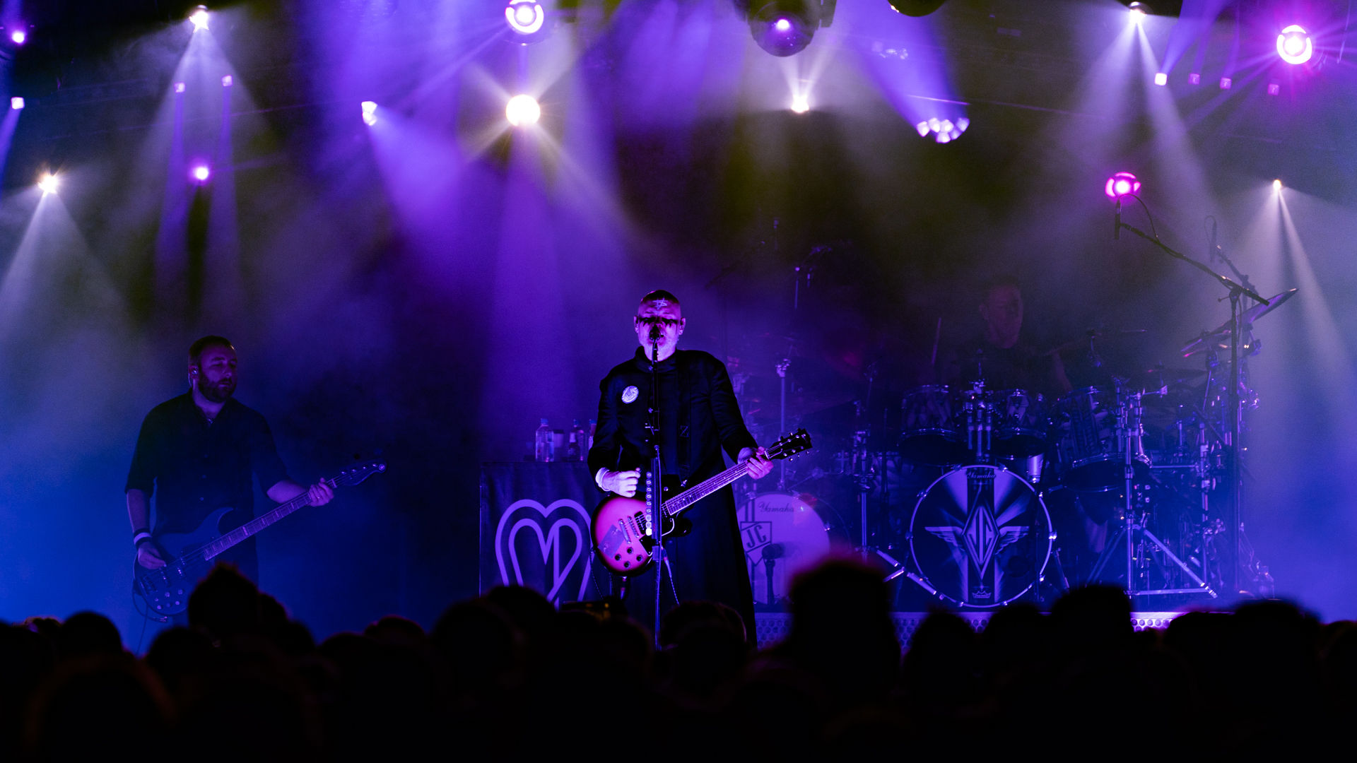 Smashing Pumpkins Keep Things Rocking in Charlotte